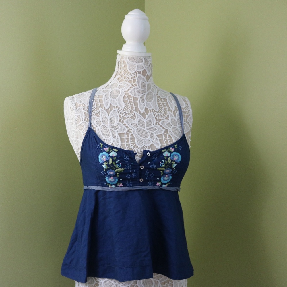 Abercrombie & Fitch Razor Back Blouse